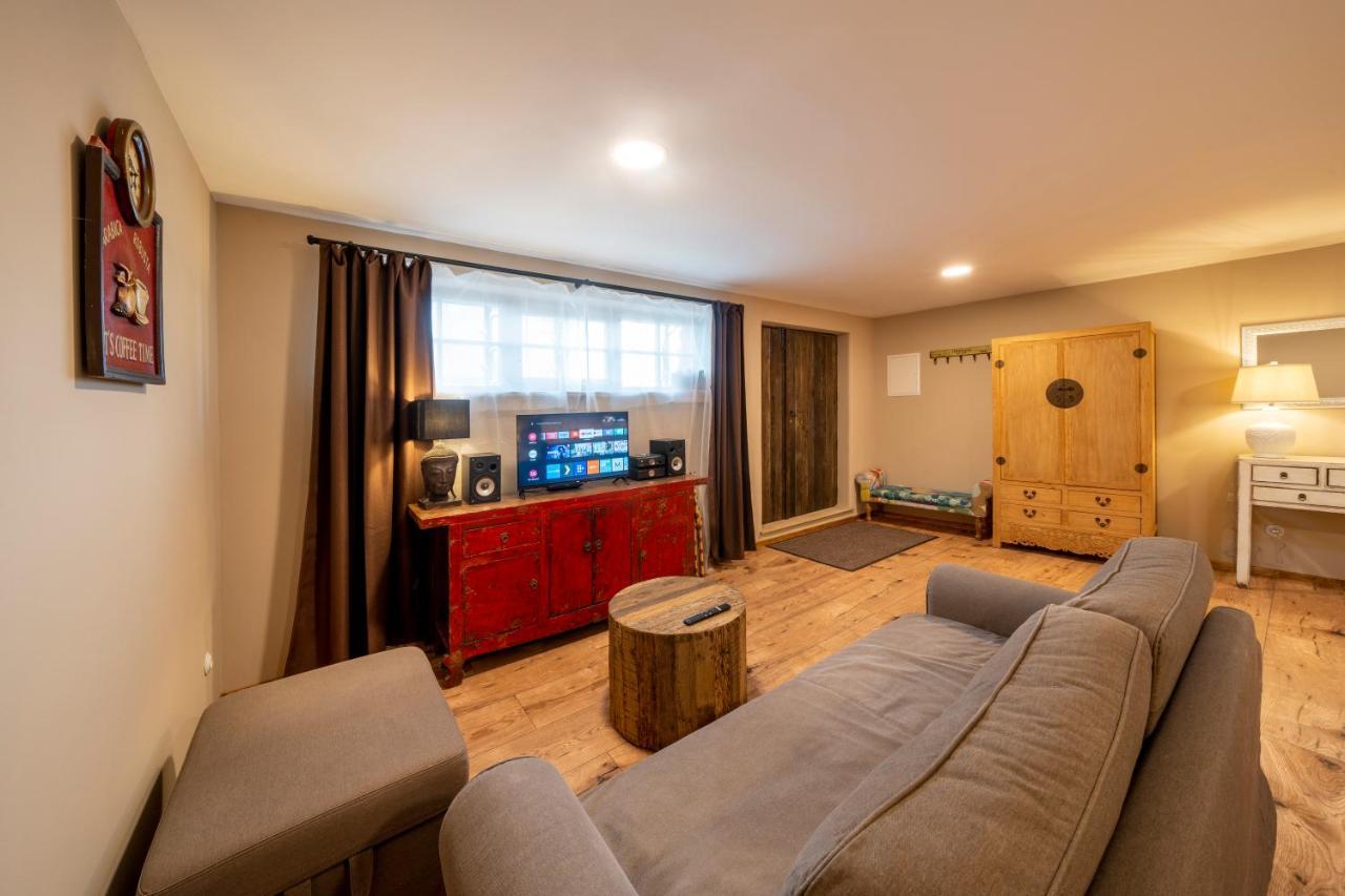Prague West - Studio Chyne Terrace Buitenkant foto